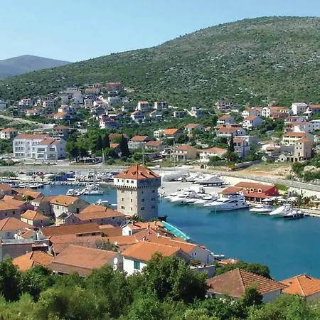 Apartment In With Wifi Poljica (Trogir)